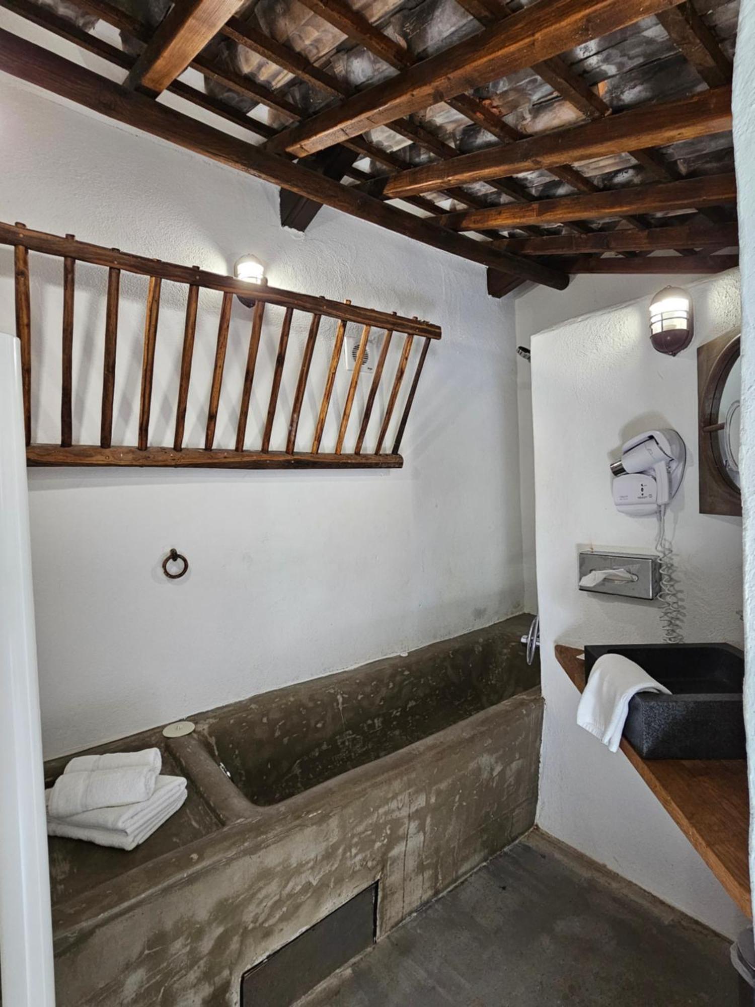 Mas De Calabrun Otel Saintes-Maries-de-la-Mer Dış mekan fotoğraf