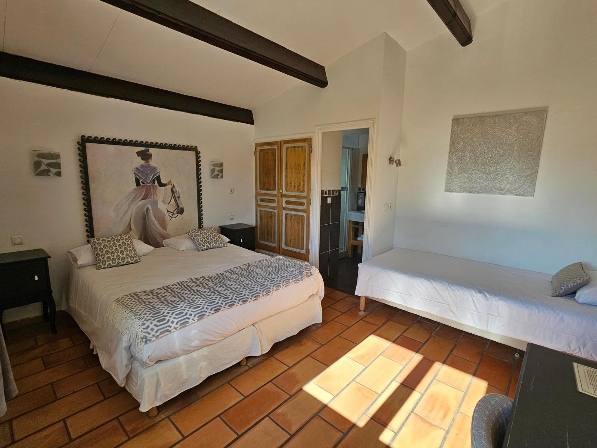 Mas De Calabrun Otel Saintes-Maries-de-la-Mer Dış mekan fotoğraf