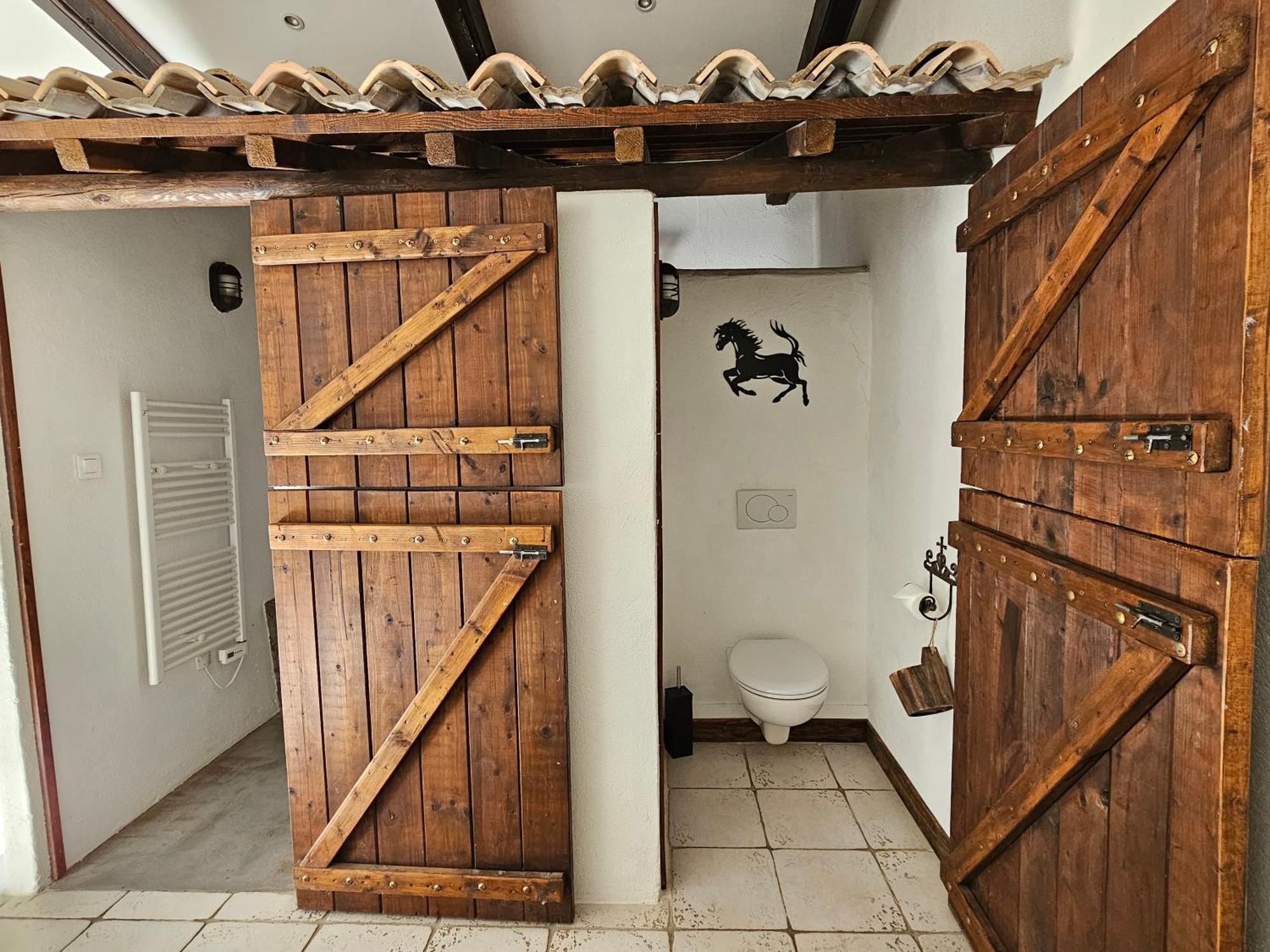 Mas De Calabrun Otel Saintes-Maries-de-la-Mer Dış mekan fotoğraf