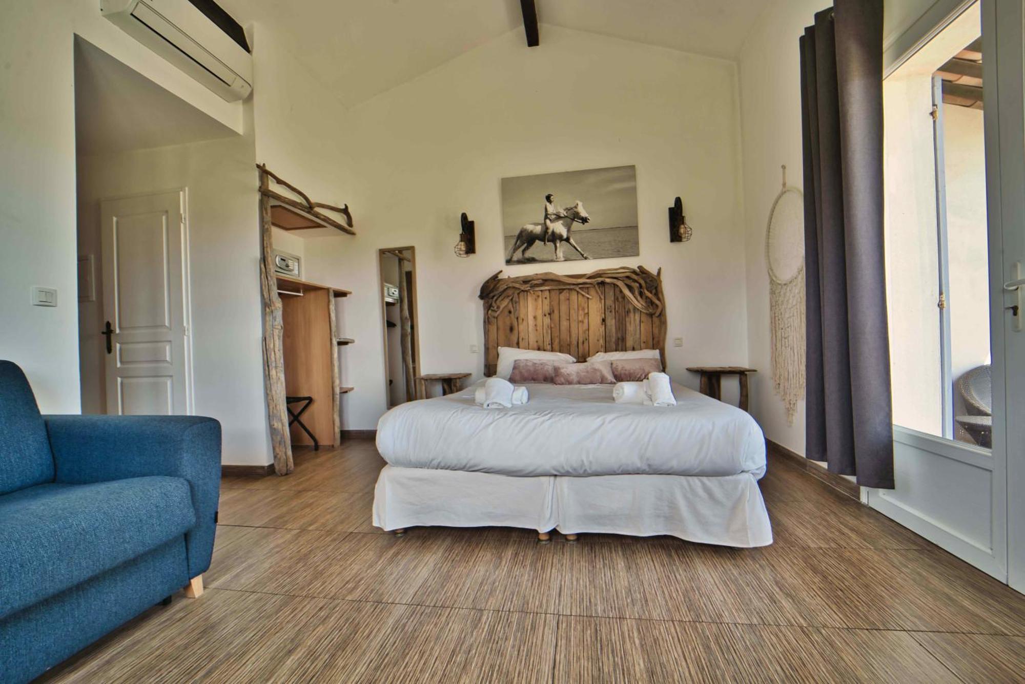 Mas De Calabrun Otel Saintes-Maries-de-la-Mer Dış mekan fotoğraf