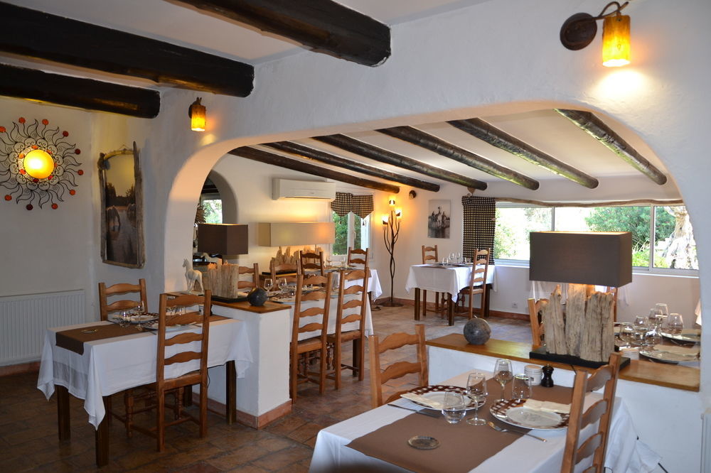 Mas De Calabrun Otel Saintes-Maries-de-la-Mer Dış mekan fotoğraf